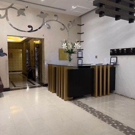 The Palace Suites El-Huber Dış mekan fotoğraf