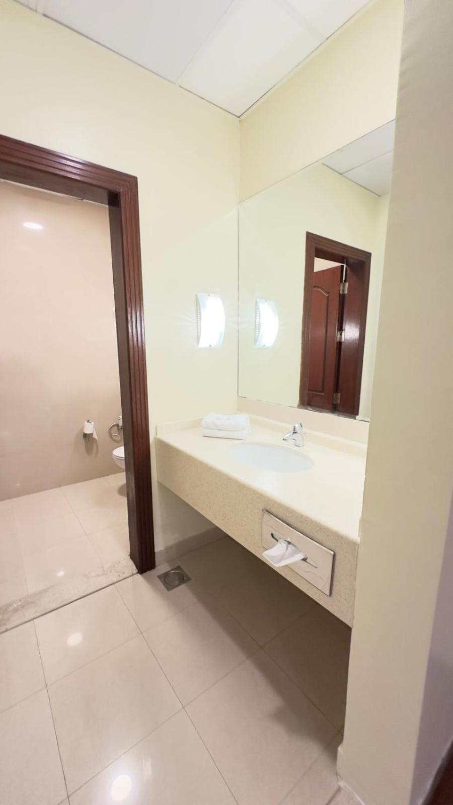 The Palace Suites El-Huber Dış mekan fotoğraf
