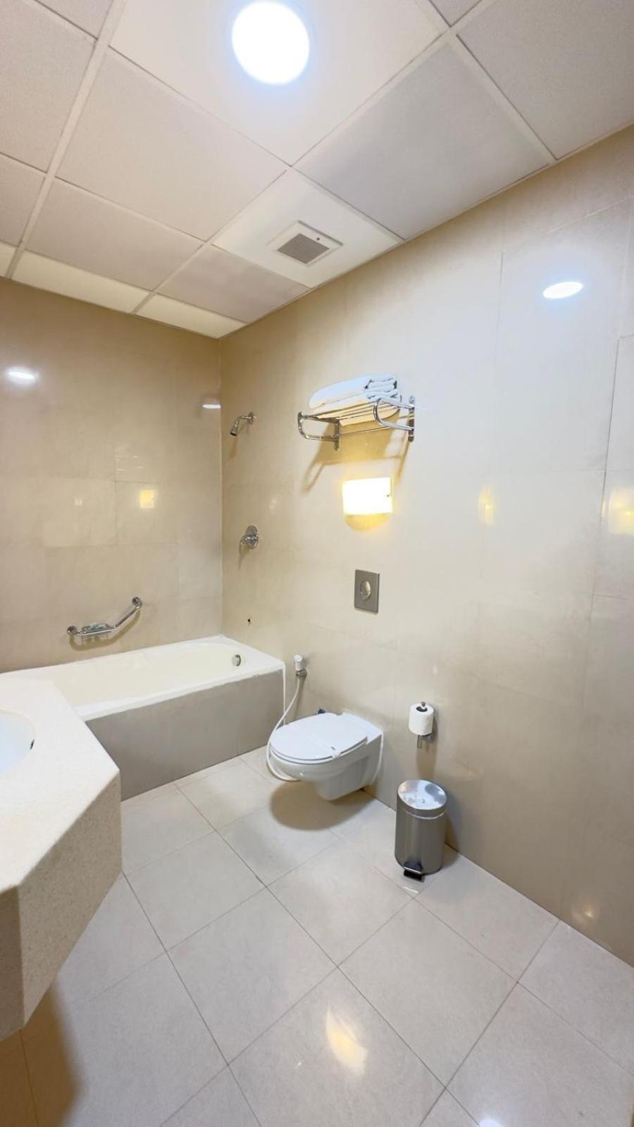The Palace Suites El-Huber Dış mekan fotoğraf