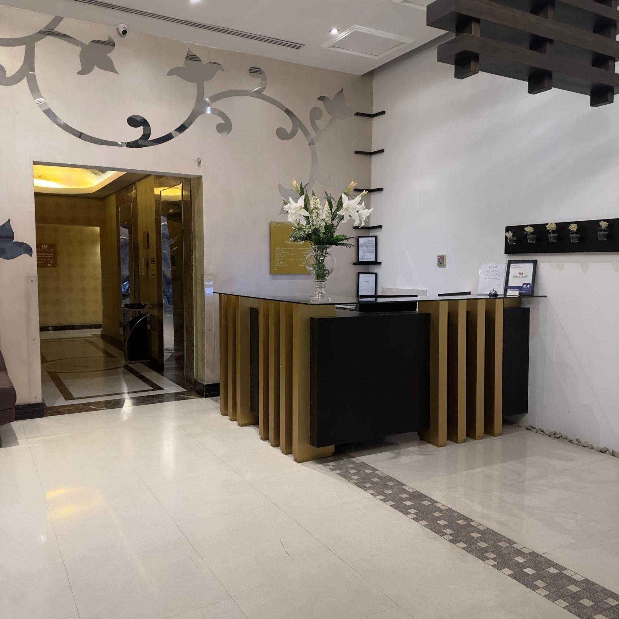 The Palace Suites El-Huber Dış mekan fotoğraf